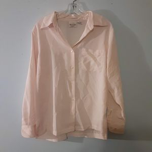 Vintage TR Bentley Silk-Like Button Down Top Size Medium